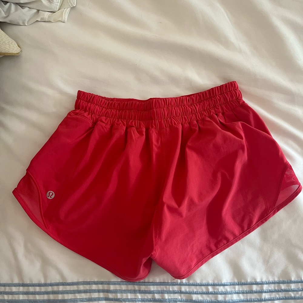 Lululemon 2.5 inch Pink Hotty Hot shorts